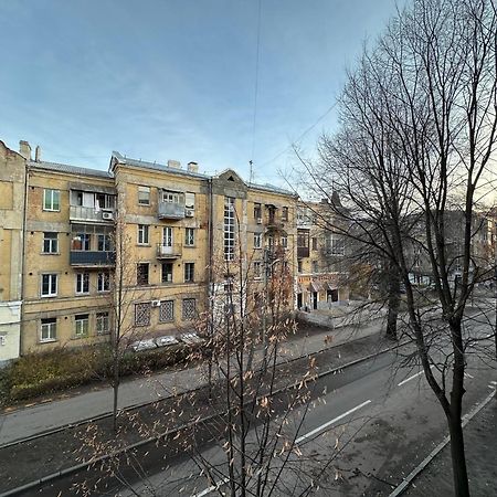 Mayakovskogo Street Charkiv Esterno foto